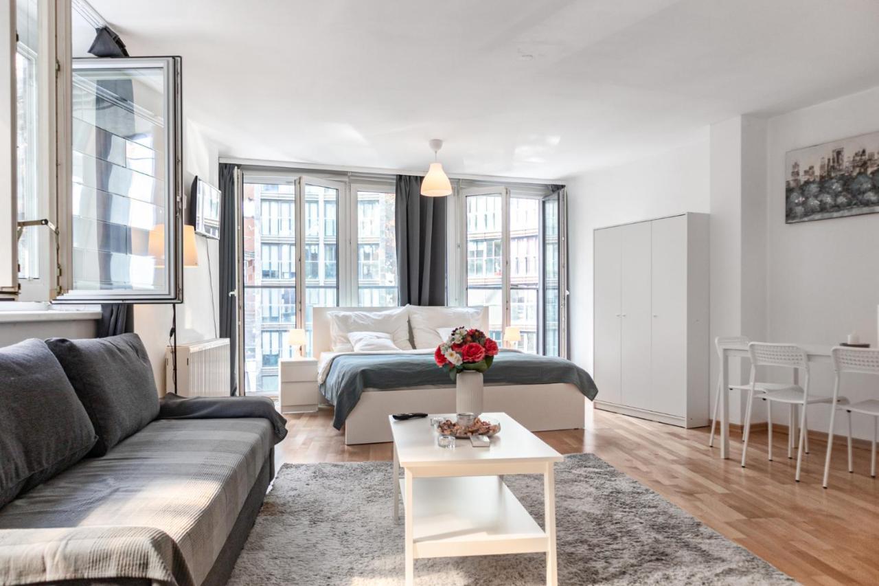 Gasometer - Designer Building With Amazing View Apartment *