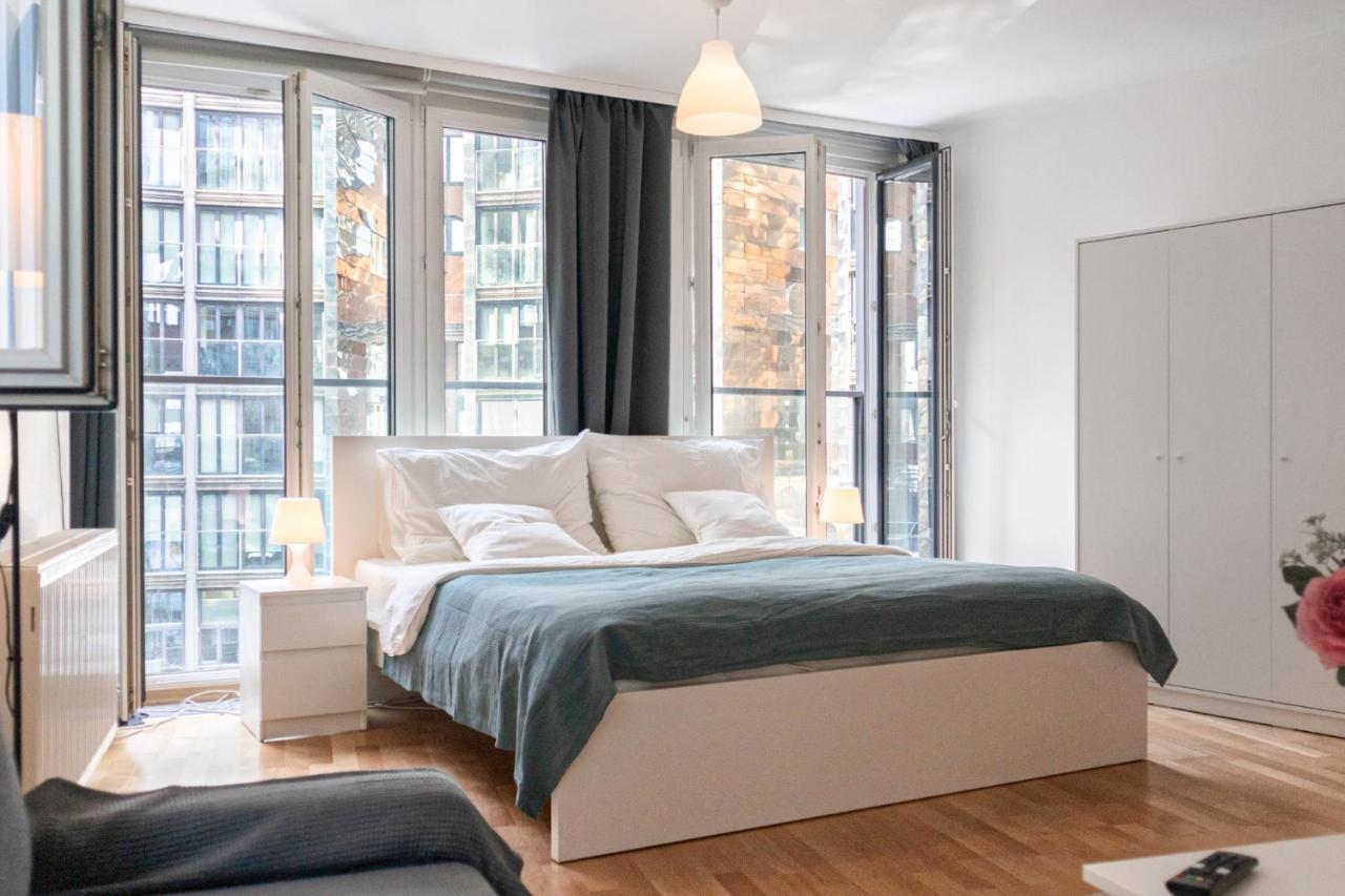 Gasometer - Designer Building With Amazing View Apartment Vienna
