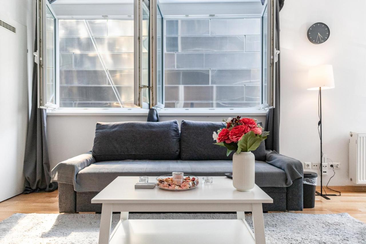 Gasometer - Designer Building With Amazing View Apartment Vienna